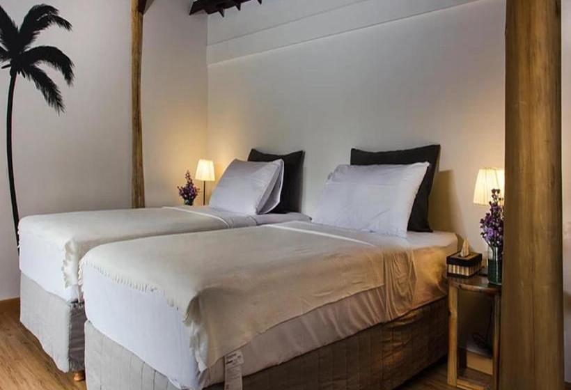 הוסטל Elementsbnb