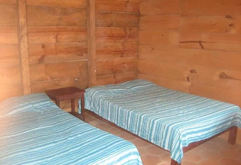 Retkeilymaja Posada Brisa Marina