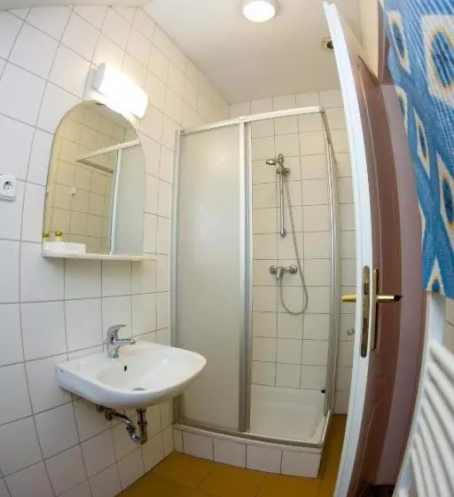 Aamiaismajoitus (B&B) Gilde Panzió