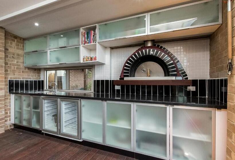 ベッドアンドブレックファースト La Bella Vita