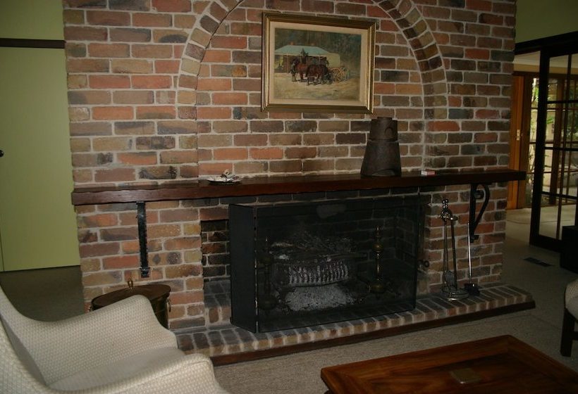 ベッドアンドブレックファースト Riverhouse At Howqua Dale