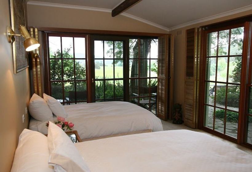 ベッドアンドブレックファースト Riverhouse At Howqua Dale