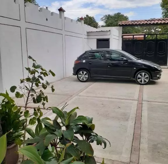 ホテル Colonial Villavieja
