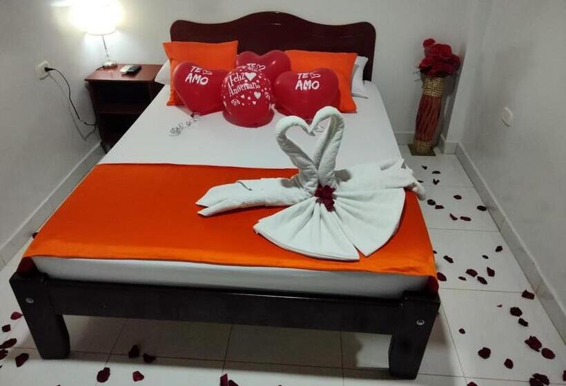 هتل Colonial Villavieja