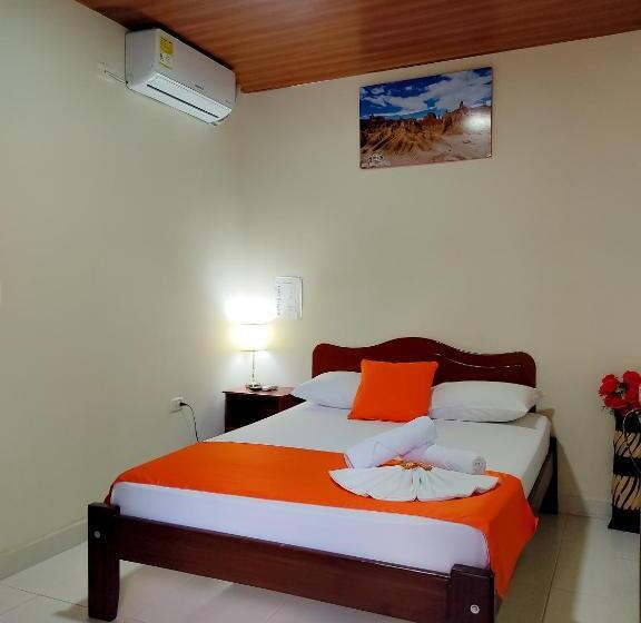 هتل Colonial Villavieja