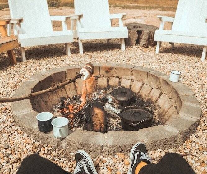 ホテル Cosy Tents  Daylesford