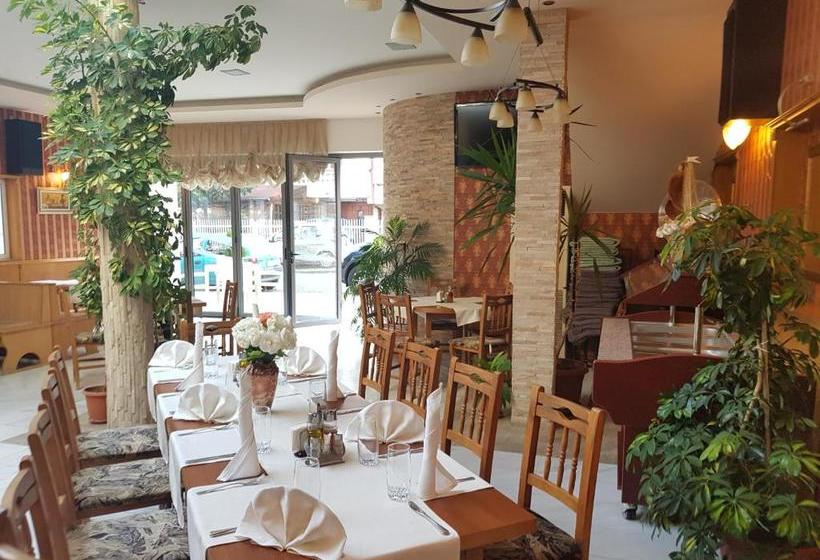 ホテル Mirana Family