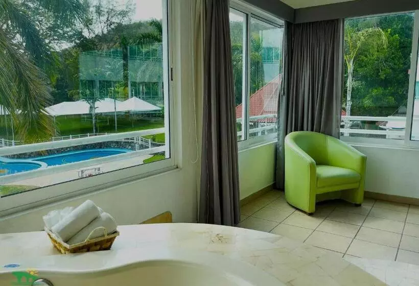 Hotelli Puente Nacional  & Spa