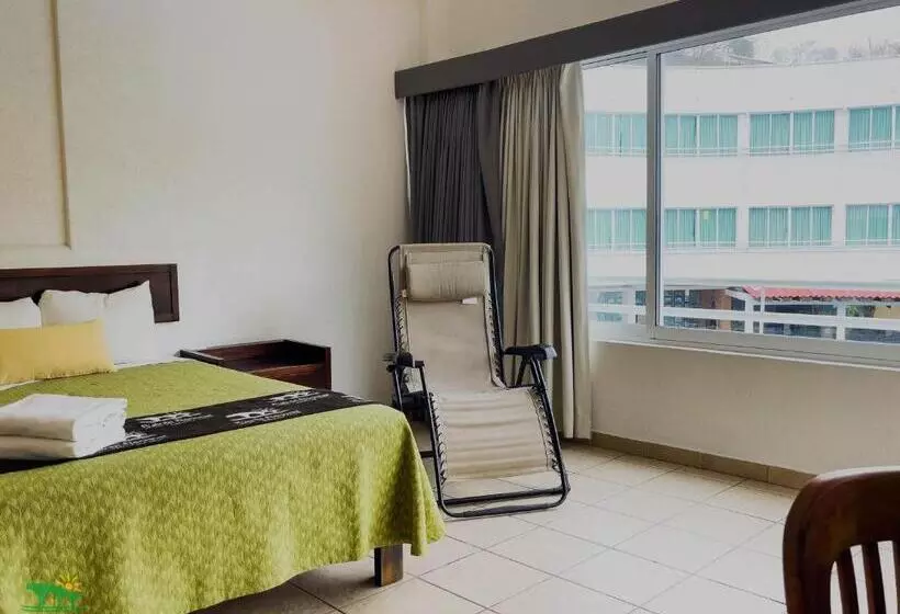 Hotelli Puente Nacional  & Spa