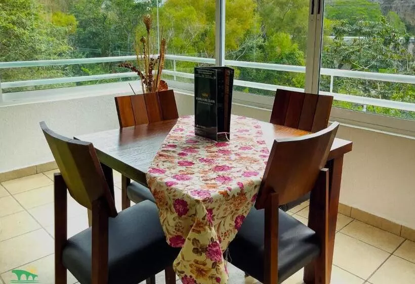 Hotelli Puente Nacional  & Spa