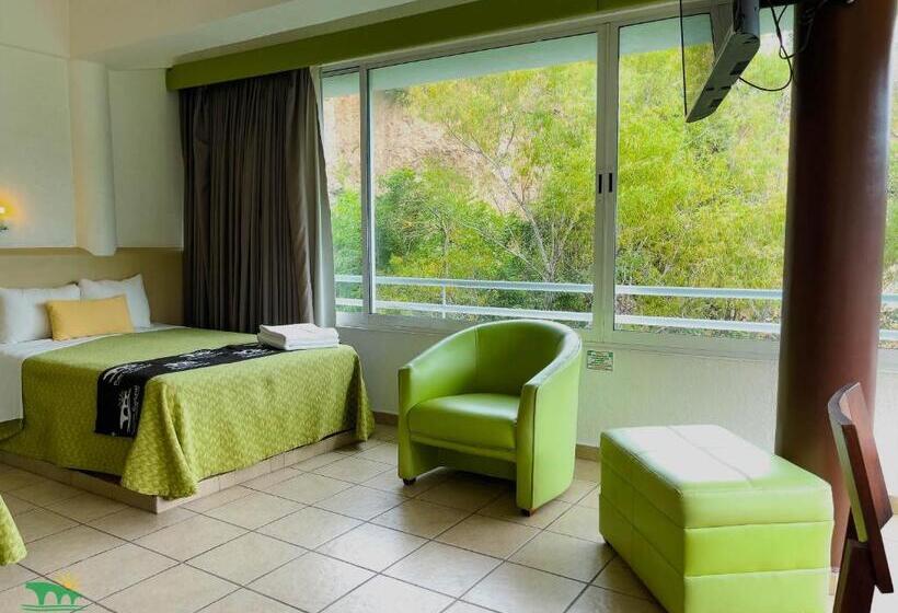 فندق Puente Nacional  & Spa