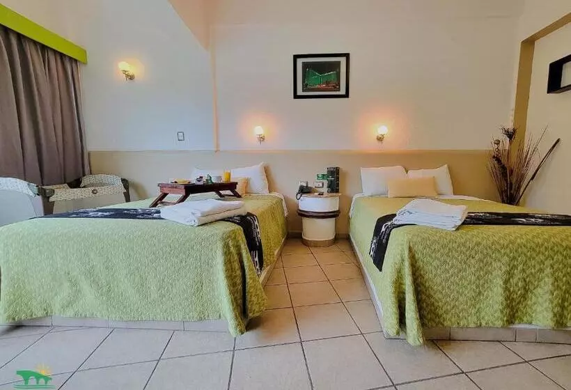 Hotelli Puente Nacional  & Spa