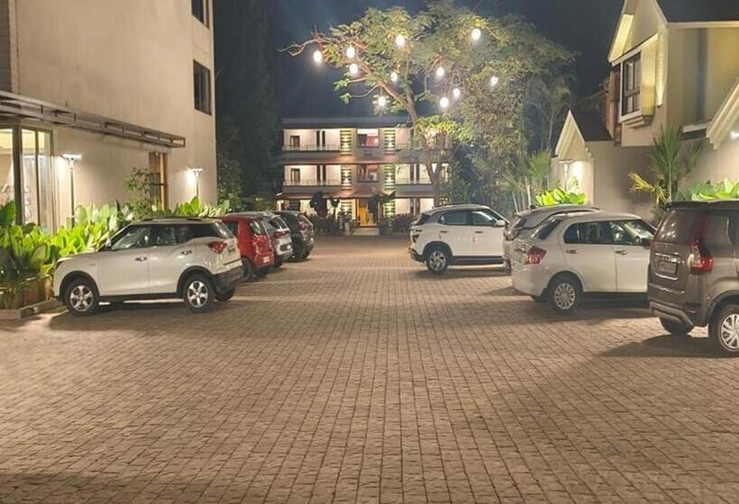 Hotel Shivsagar Resort & Spa