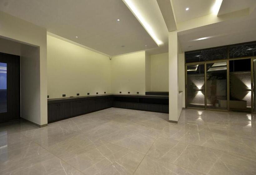 Hotel Shivsagar Resort & Spa