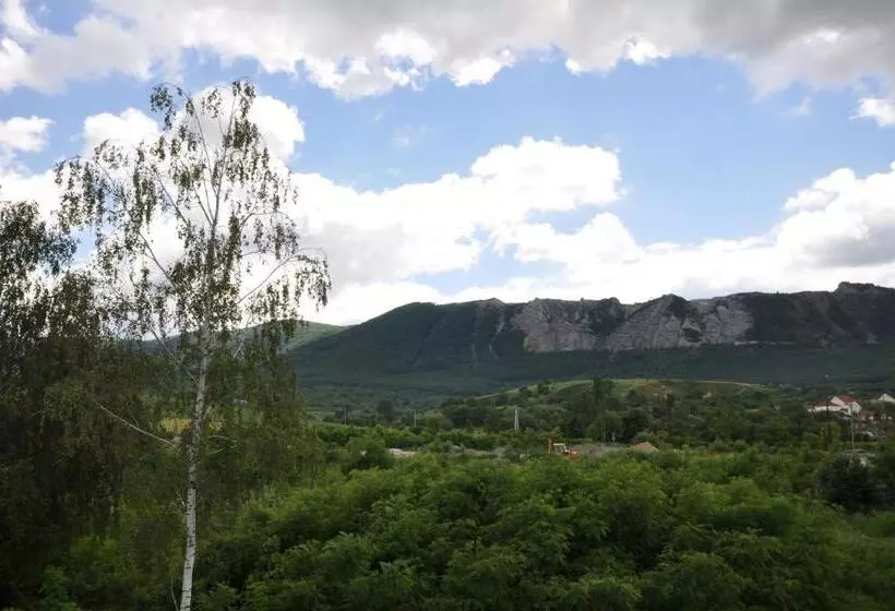 Kalcit Tourist Motel