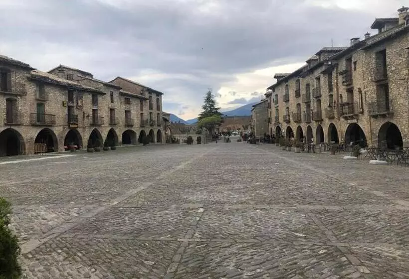 Majatalo Hostal Pirineos Ainsa