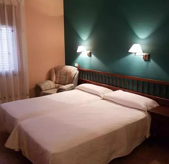 Majatalo Hostal Pirineos Ainsa