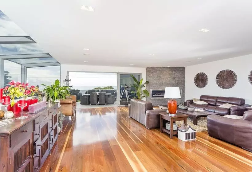 リゾートホテル Starhaven Retreat