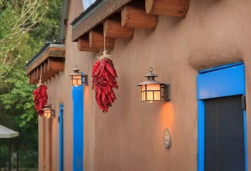 Casa Escondida Bed & Breakfast