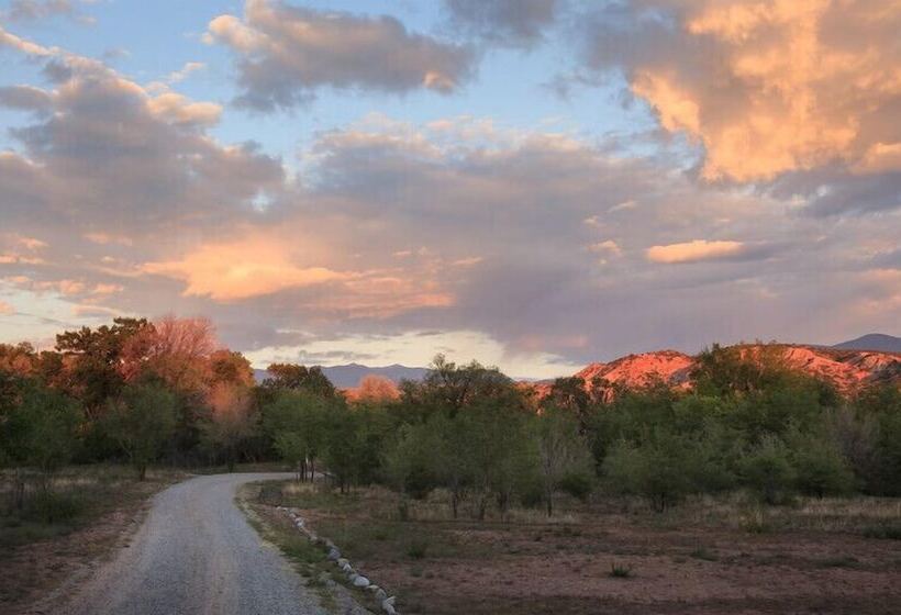 Casa Escondida Bed & Breakfast