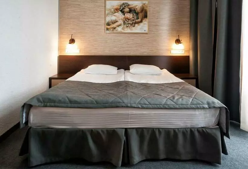 هتل Chaika Gostinichny Kompleks