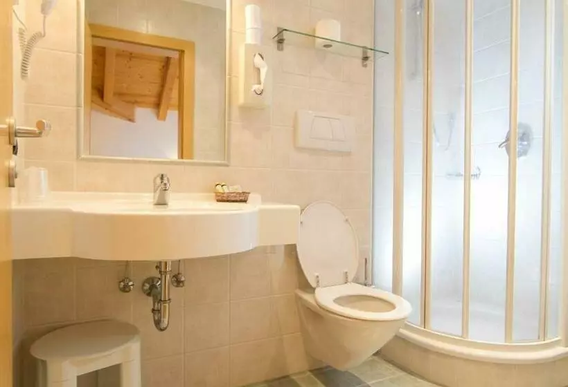 هتل Chalet Madrisa