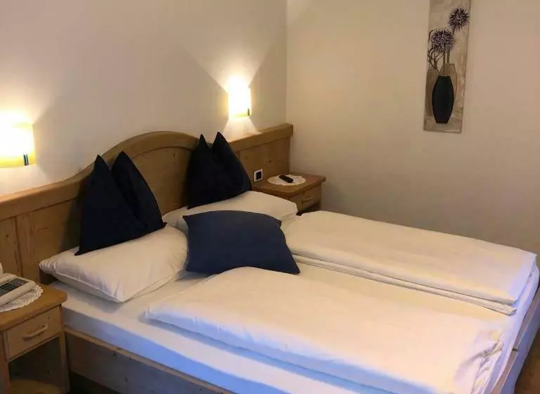 هتل Chalet Madrisa