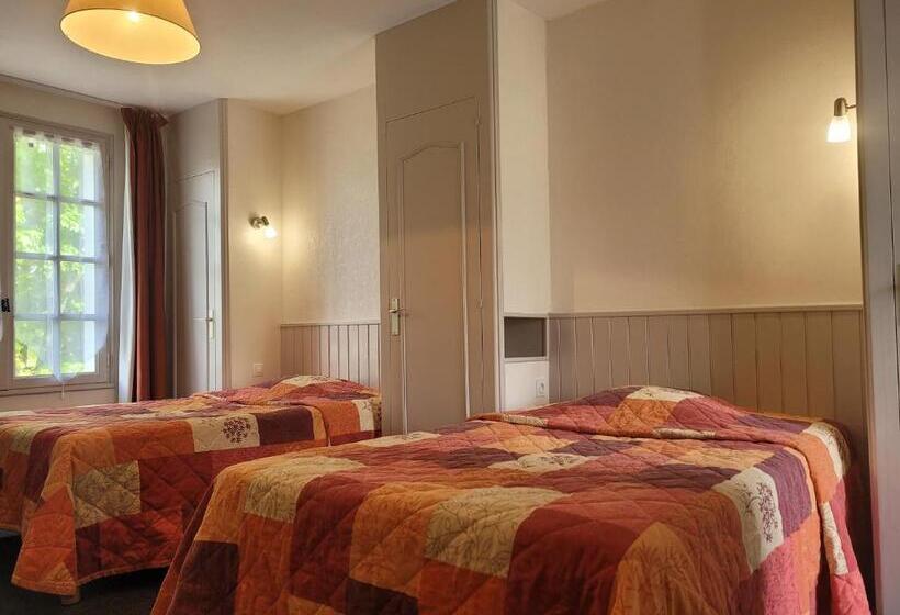 فندق Hôtel Des Biches