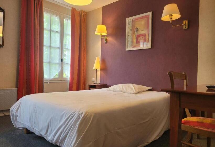 فندق Hôtel Des Biches