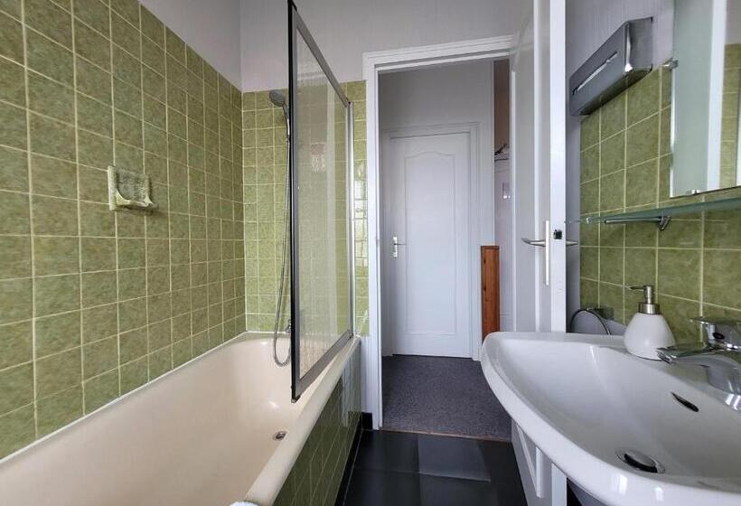 فندق Hôtel Des Biches