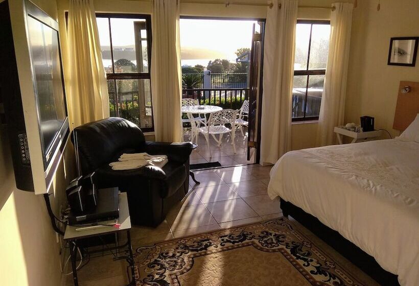 膳宿费 Lagoon Edge