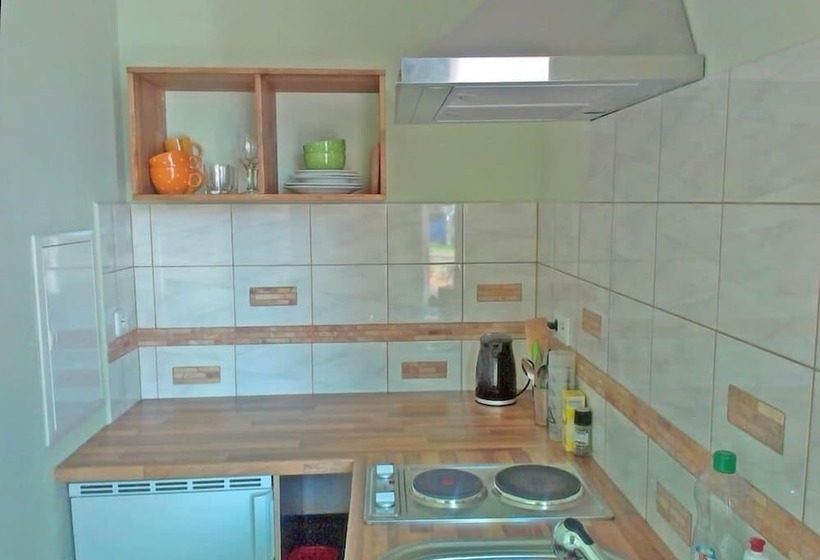 Отель Apartments Am Bahnhof