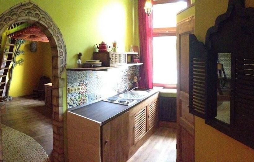 Отель Apartments Am Bahnhof