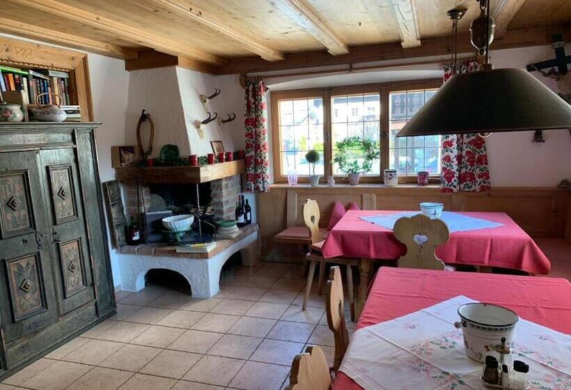 بنسيون Haus Kaiser