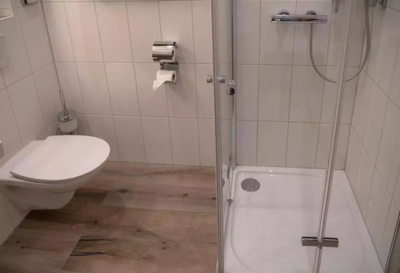 ベッドアンドブレックファースト Landgasthof Mörsbergei