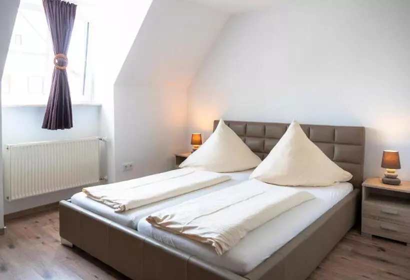 ベッドアンドブレックファースト Landgasthof Mörsbergei