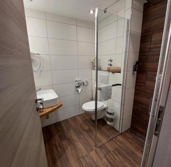 민박 Landgasthof Mörsbergei