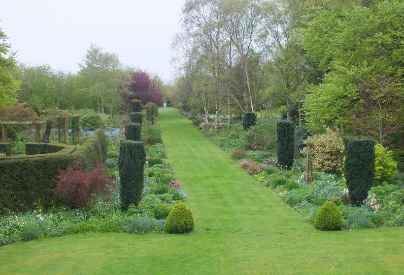 Goltho House Bed & Breakfast