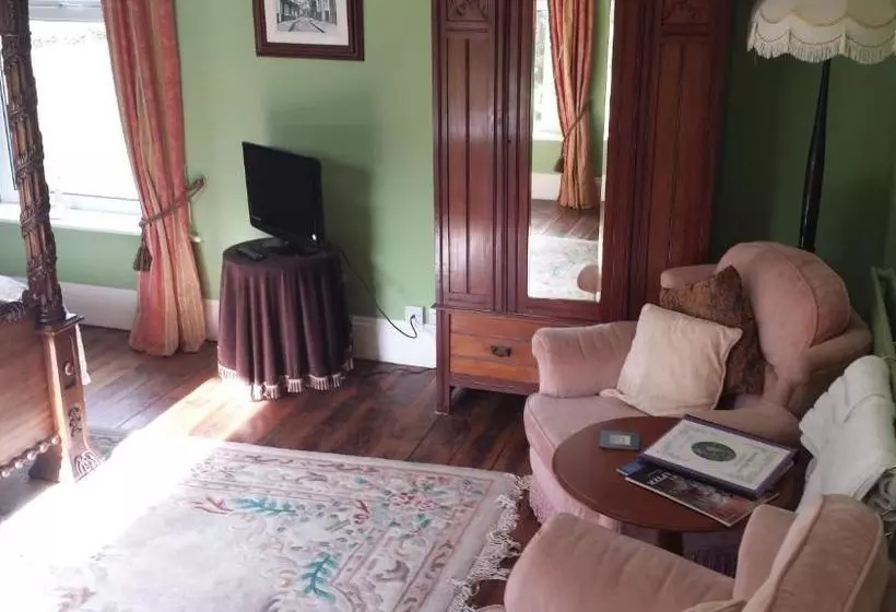 Goltho House Bed & Breakfast