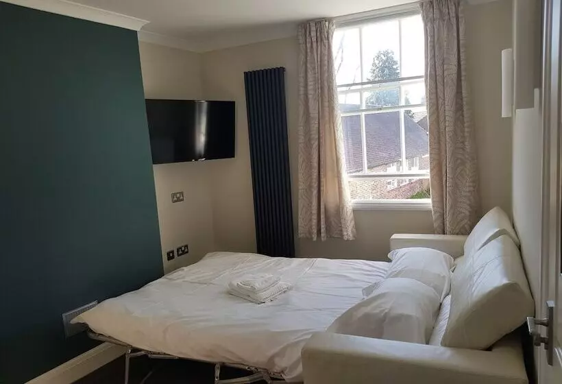 簡易ホテル Limes Apartments