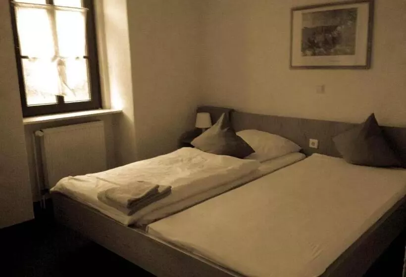 Hotelli Altes Bierhaus