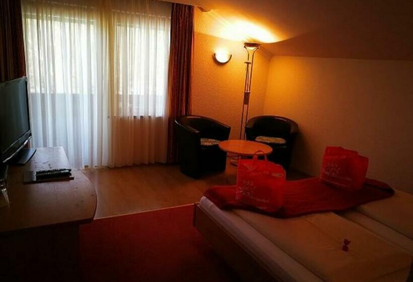 Отель Kärntnerhof & Suiten 3 Stern Superior