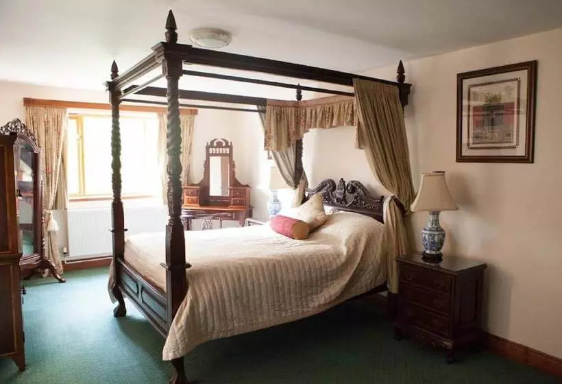 Hotelli The Ravenswood