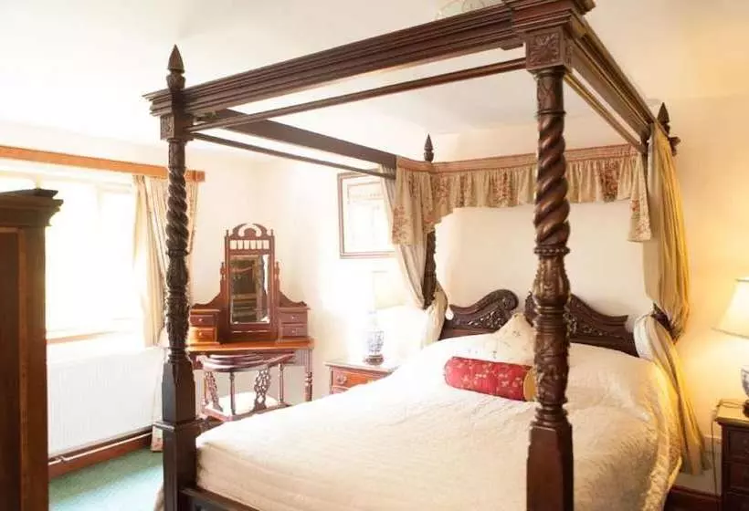 Hotelli The Ravenswood