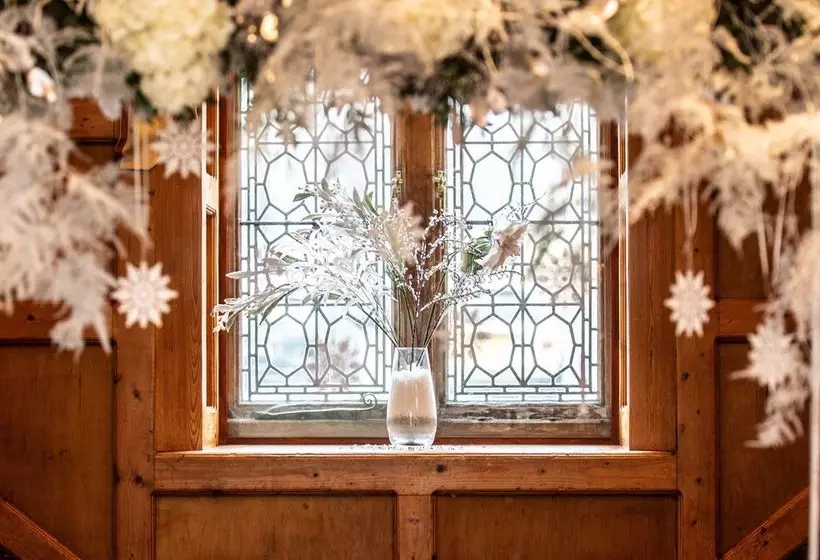 Hotelli The Ravenswood