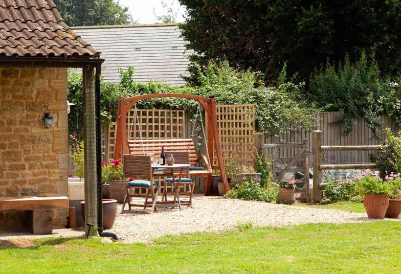 Newchester Farmhouse B&b