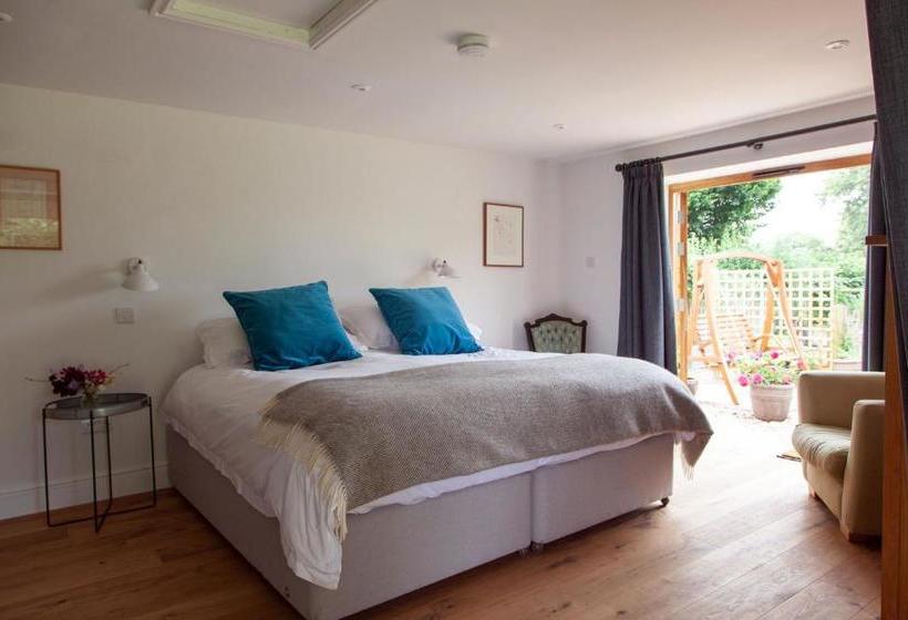 Newchester Farmhouse B&b