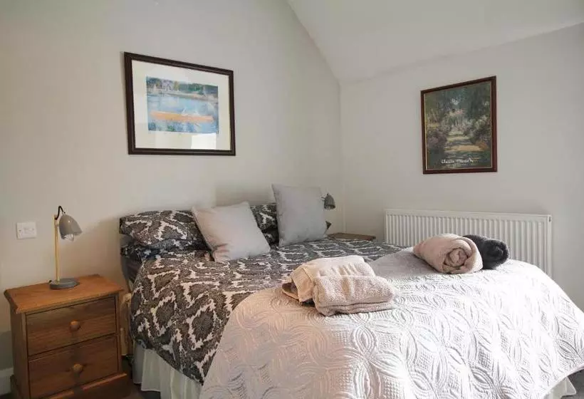 Retkeilymaja The Globe Inn Alvington