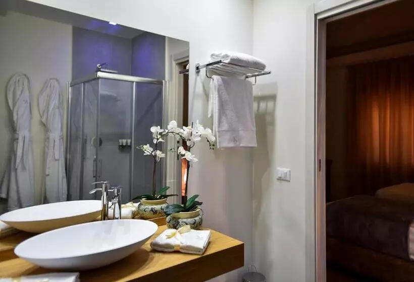 Aamiaismajoitus (B&B) Kete Deluxe Rooms