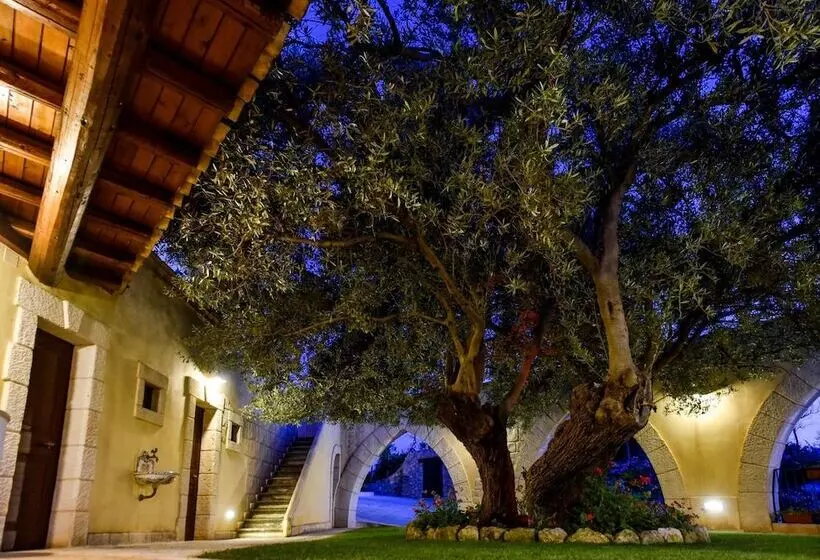 Aamiaismajoitus (B&B) Kete Deluxe Rooms